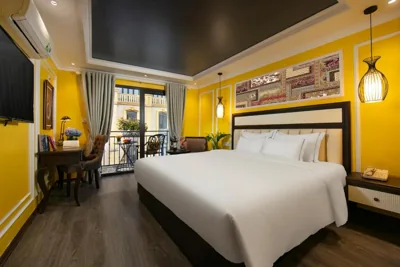 Junior Suite with Balcony — Eden Central Hotel & Spa